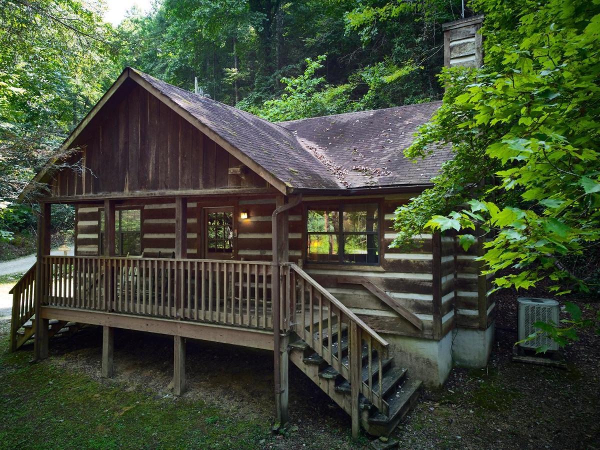 A Cabin In The Woods Villa Pigeon Forge Bagian luar foto