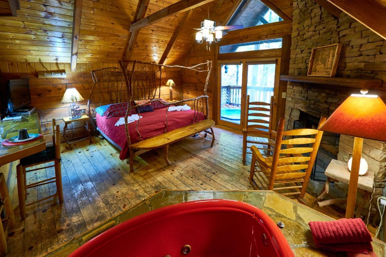 A Cabin In The Woods Pigeon Forge Bagian luar foto