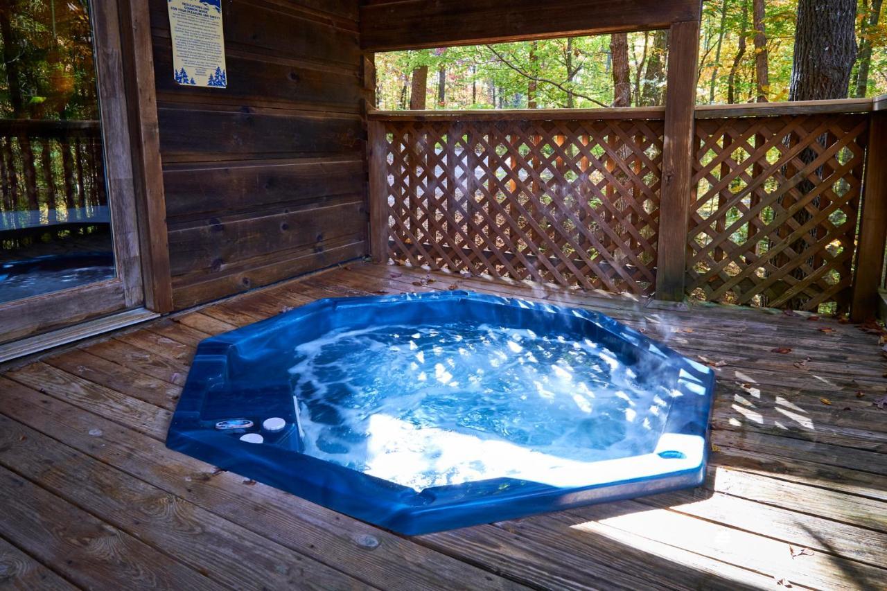 A Cabin In The Woods Pigeon Forge Bagian luar foto