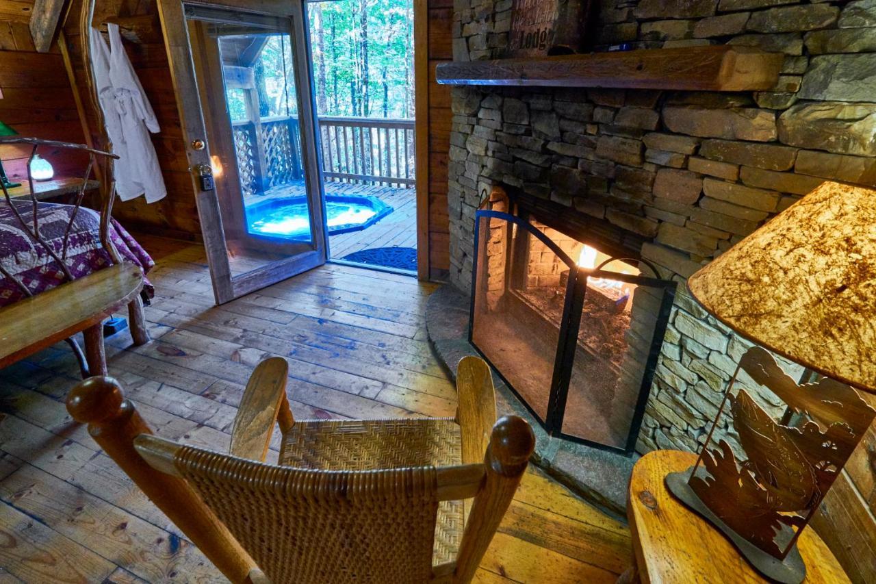A Cabin In The Woods Pigeon Forge Bagian luar foto
