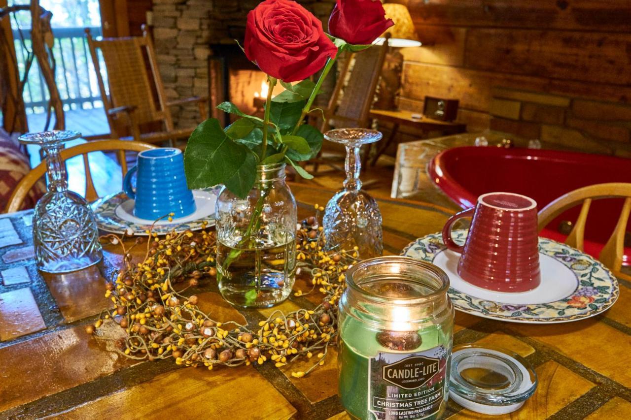 A Cabin In The Woods Pigeon Forge Bagian luar foto