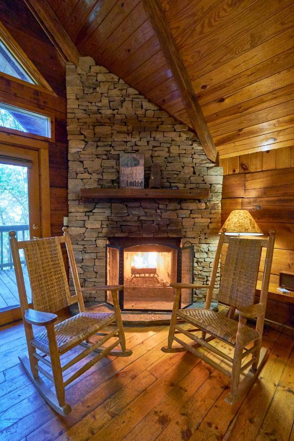 A Cabin In The Woods Pigeon Forge Bagian luar foto